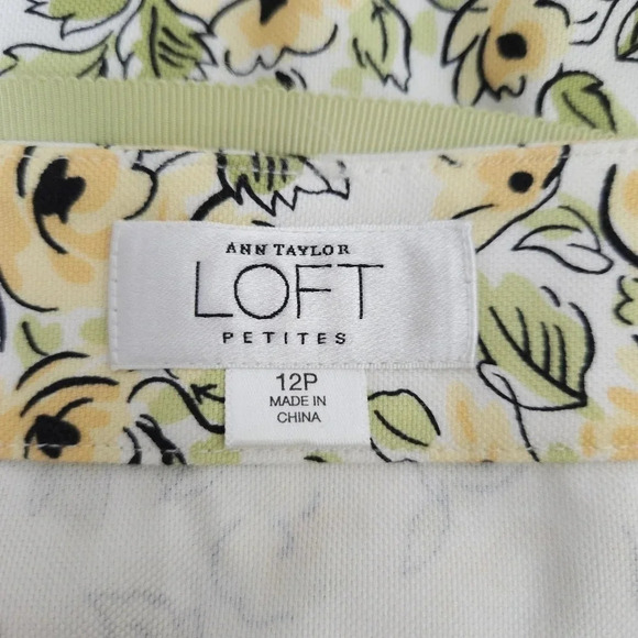 Ann Taylor LOFT Pleated Flare Skirt White Spring Floral Belted Petite - Picture 6 of 8